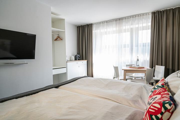 Room 54 of 133