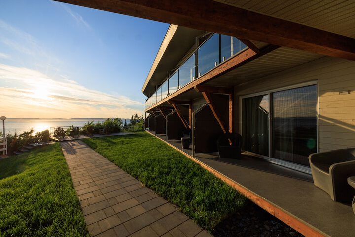 Beach/ocean view