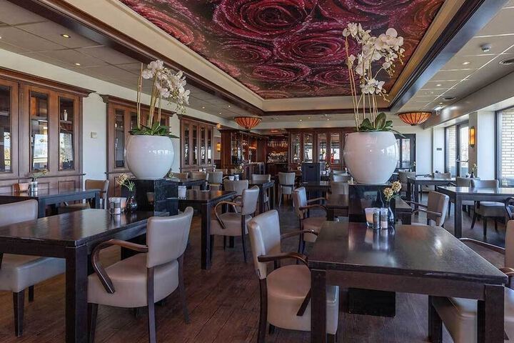 Dining Photos