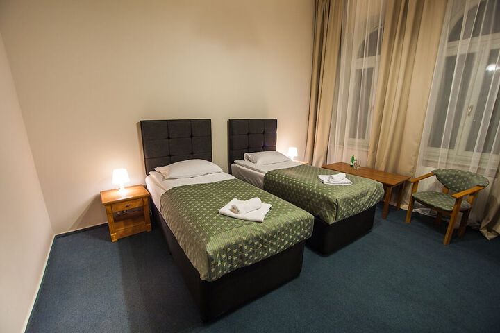 Room 15 of 41