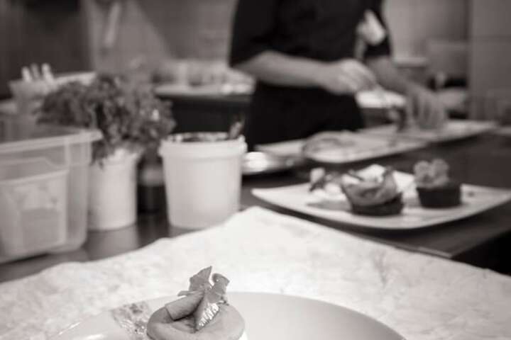Dining 34 of 41