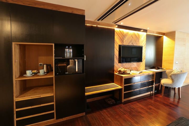 Room amenity