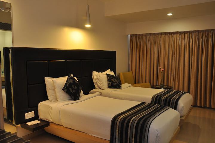 Room 10 of 71