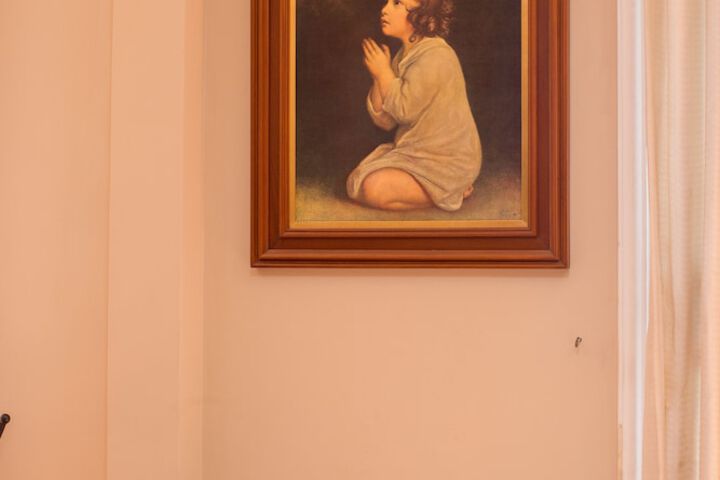 Room 18 of 40