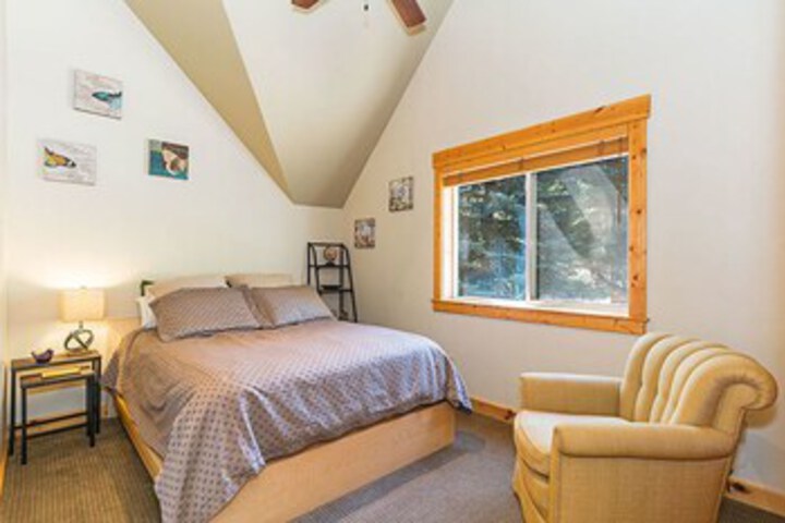 Room 18 of 21