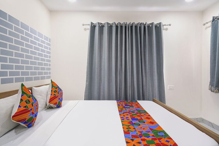 Room 20 of 32