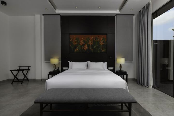 Room 6 of 57