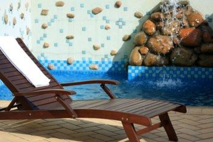 Pool 60 of 64