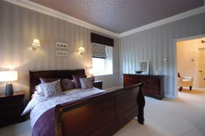 Room 13 of 39