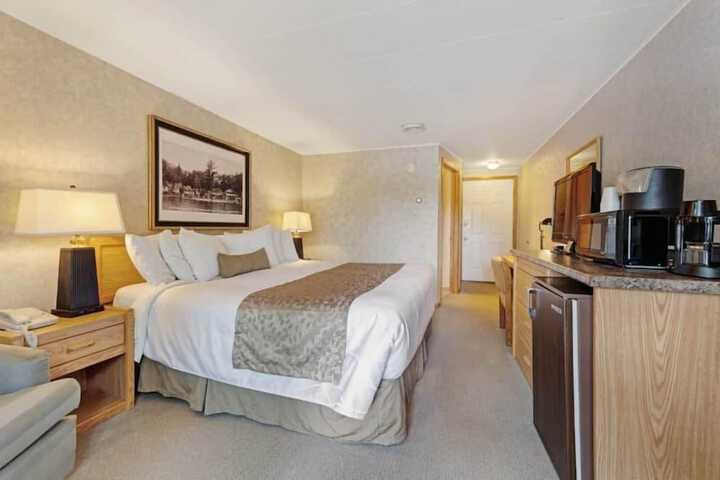 Room 15 of 47