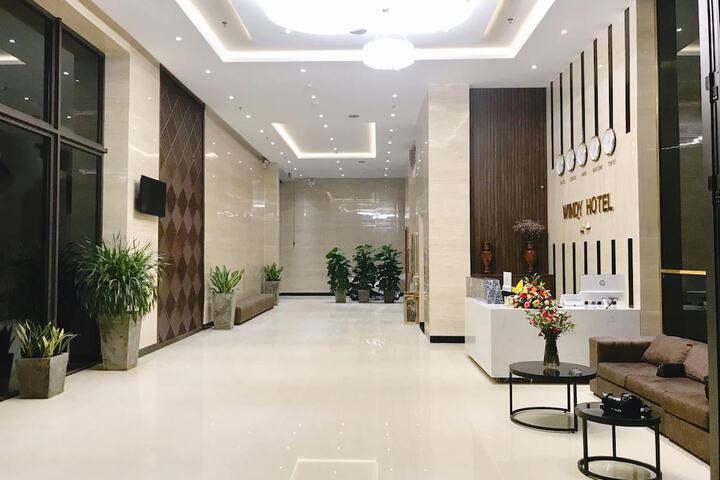 Hotel Interior 6 of 34
