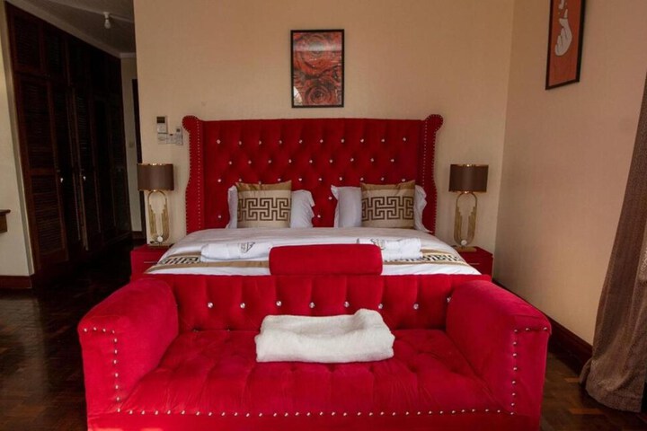 Room 26 of 62