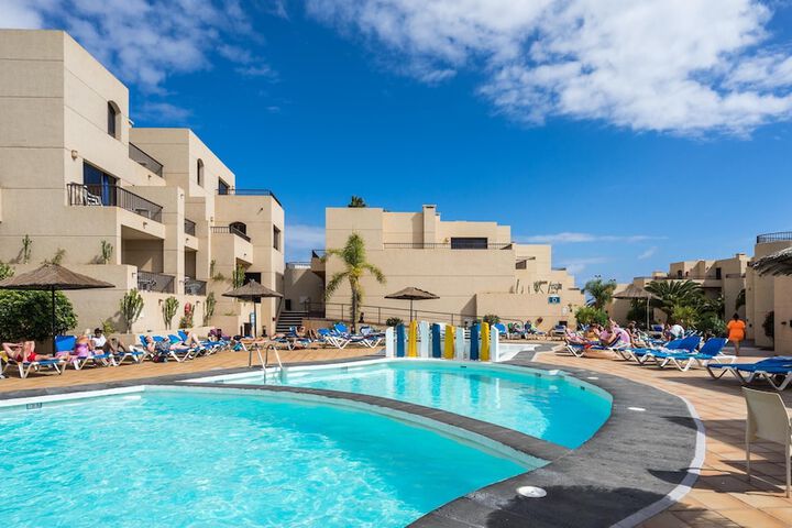 Pools & Facilities