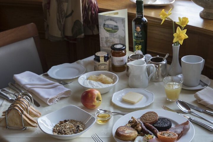 Breakfast/Coffee Service 27 of 43