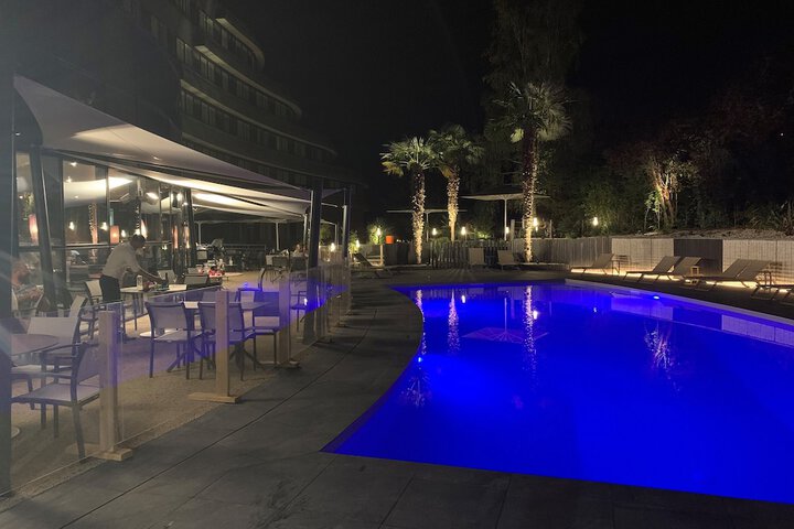 Pool 110 of 278