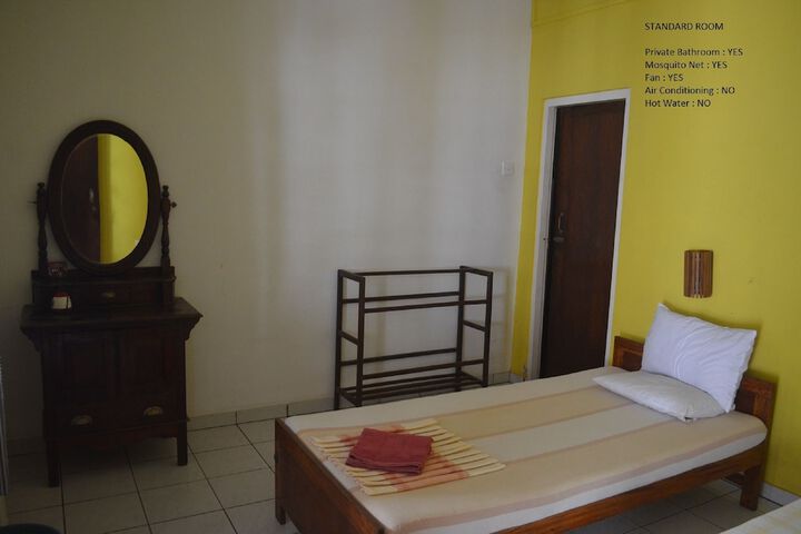 Room 5 of 39