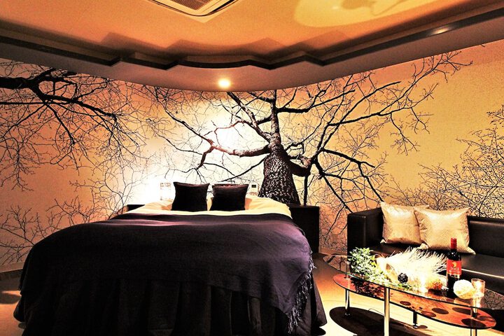 Room 3 of 51