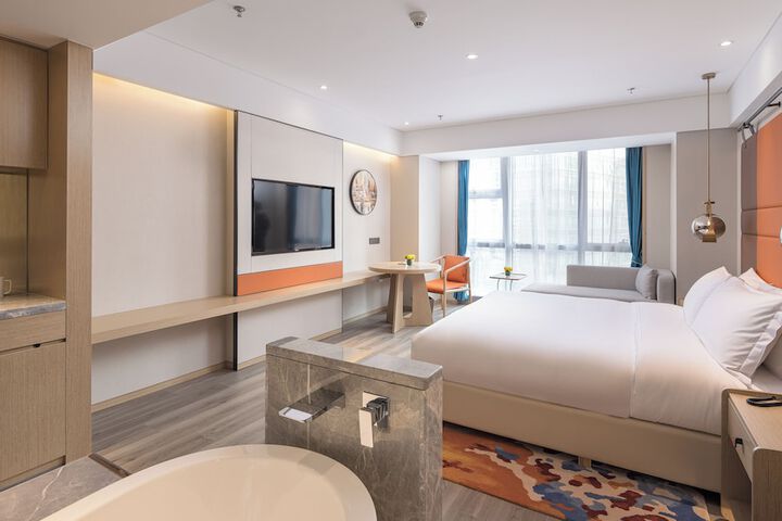 Room 22 of 121