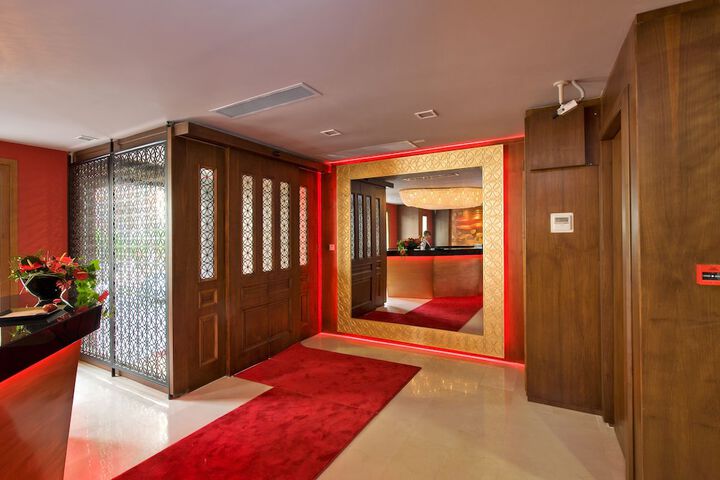 Hotel Lobby