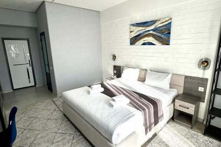 Room 56 of 62