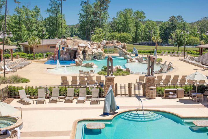 Pool 44 of 100