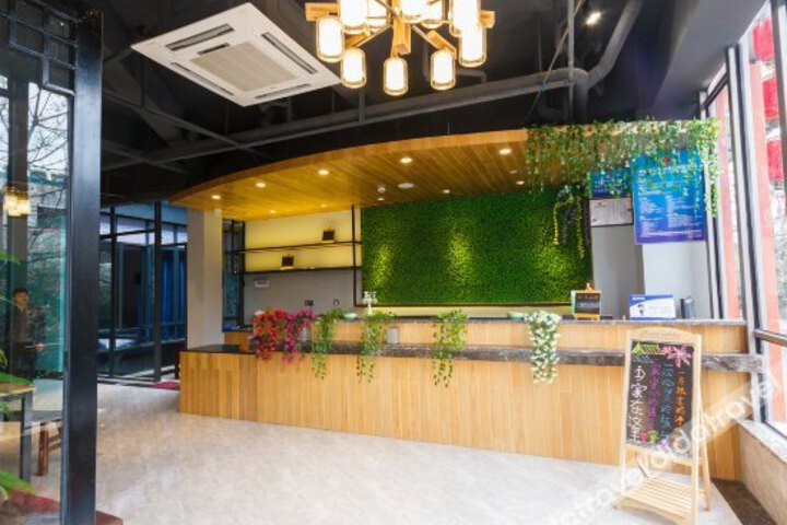 Dianjia Boutique Hotel(Hangzhou Hefang Street)