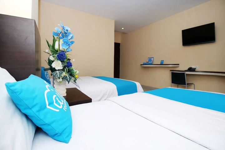 Room 2 of 14