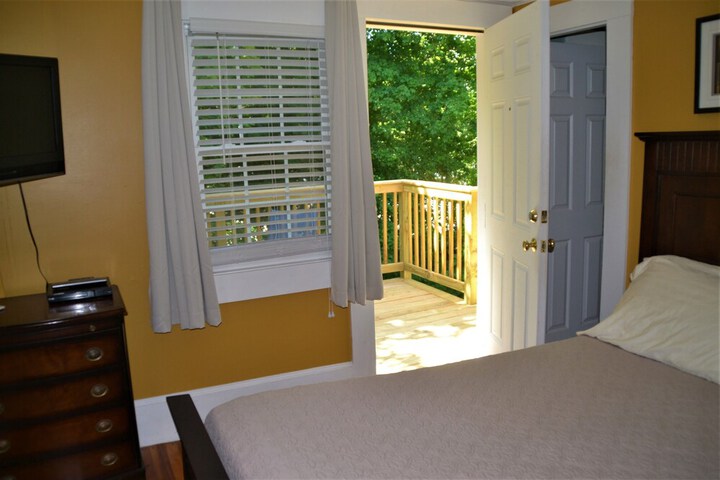 Room 13 of 24
