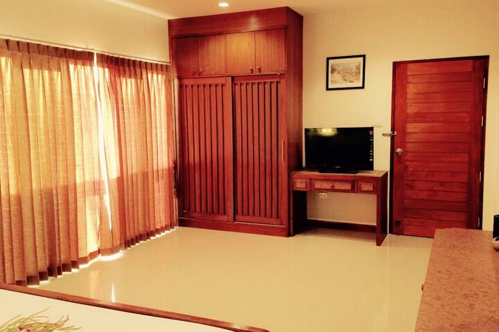 Room 64 of 147