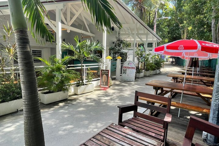 Snack bar