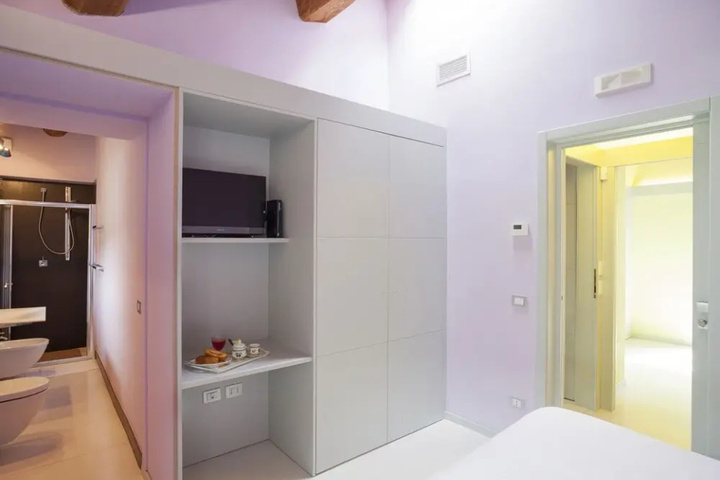 Room 7 of 29