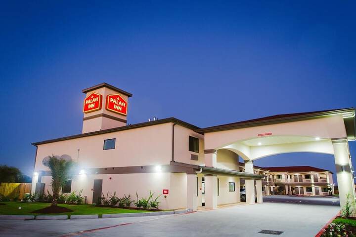Hotel 47 of 49
