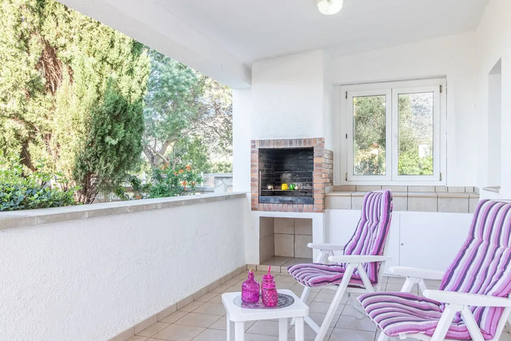 Terrace/Patio 7 of 16