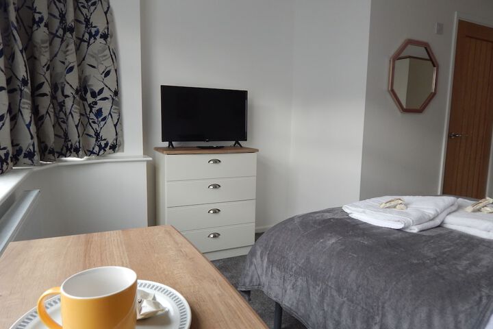 Room 7 of 84