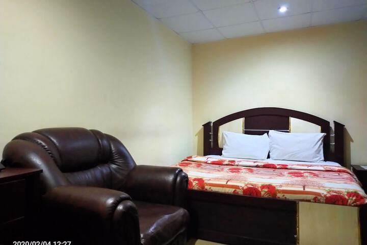 Room 5 of 24