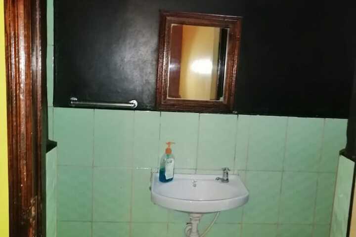 Room 8 of 20