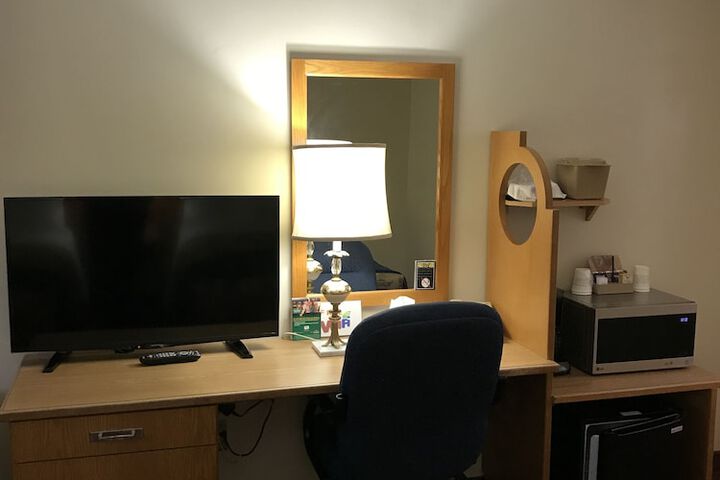 Room 9 of 41