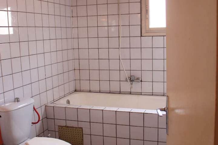 Room 15 of 26