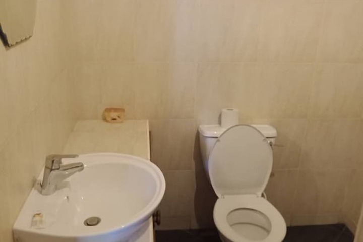 Room 20 of 38