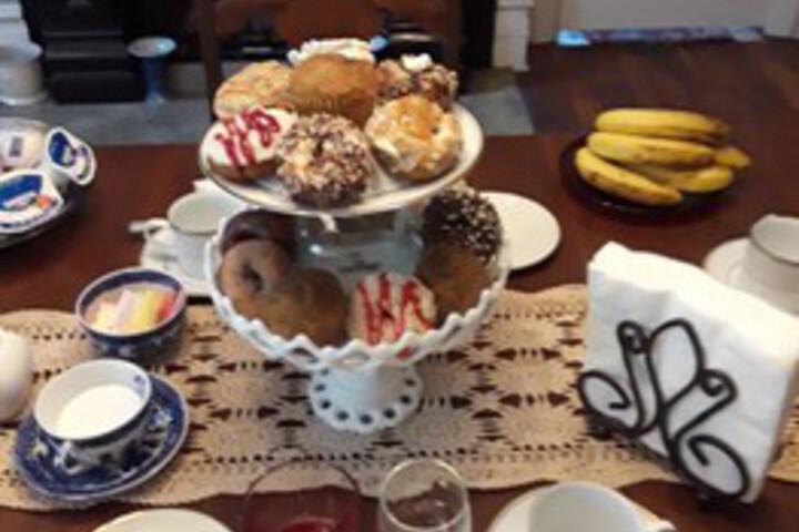 Breakfast/Coffee Service 6 of 22