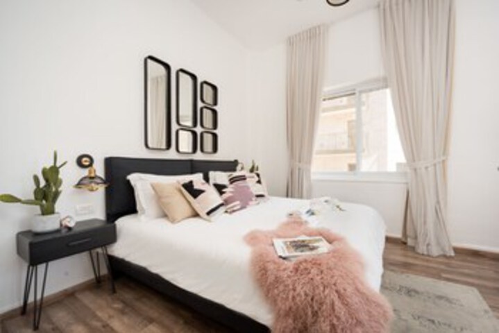 Room 45 of 72