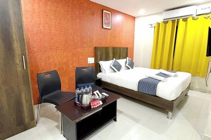 Room 16 of 42
