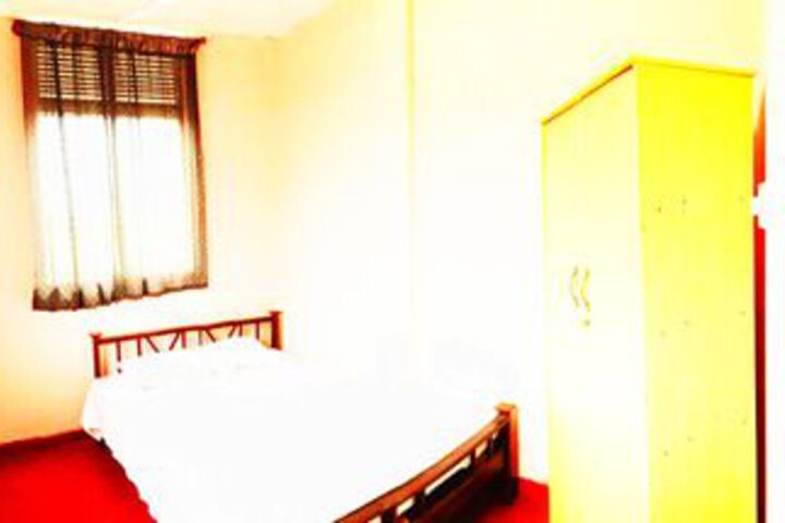 Room 40 of 87