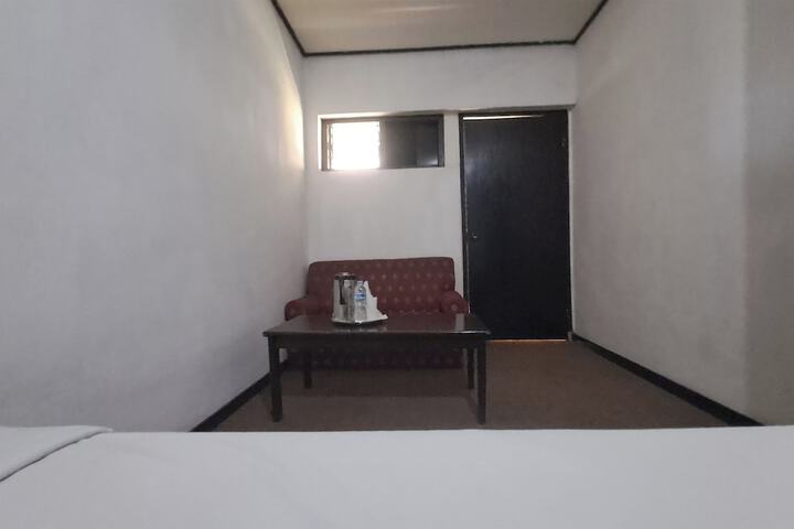 Room 15 of 79
