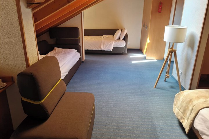 Room 26 of 88