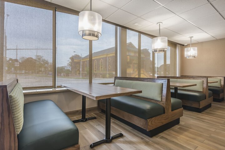 Breakfast area