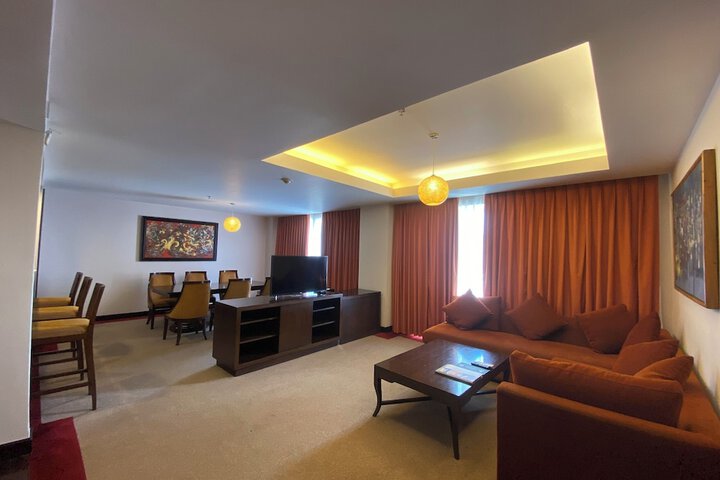 Room 22 of 93