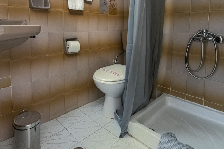 Room 61 of 68