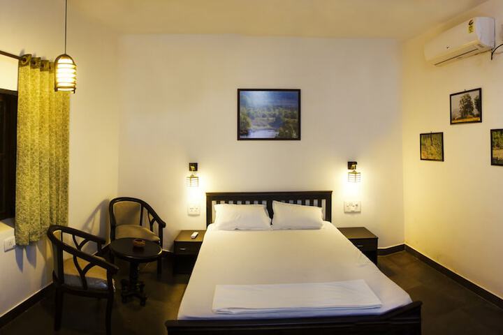 Room 5 of 45