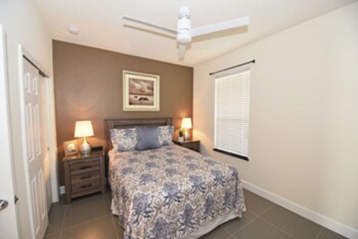 Room 7 of 11